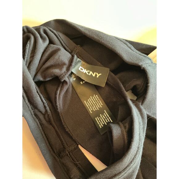 DKNY Unlined Sport Bra - Picture 4 of 4